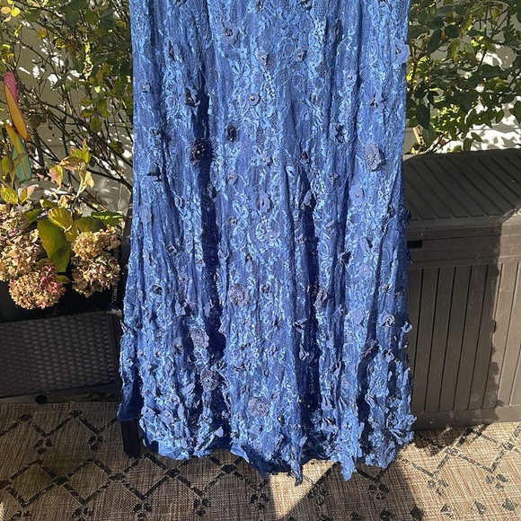 Mac Duggal - Floral Appliqué Boat Neck Short Sleeve Gown - Midnight Size 16 - Picture 16 of 17